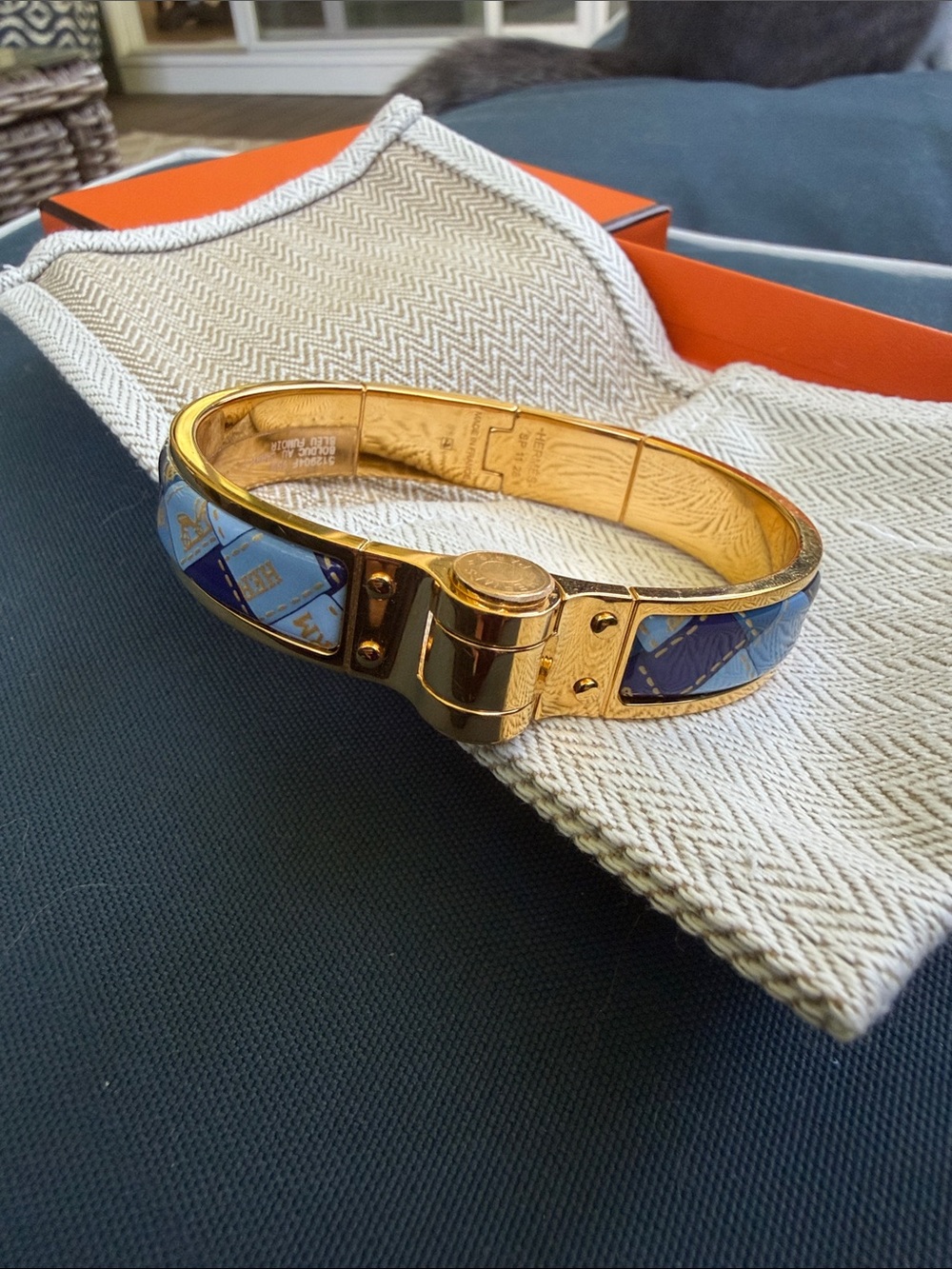 HERMES Bracelet Gold-Tone Hinged Bangle with Blue Enamel Inlay Like New - Picture 5 of 5